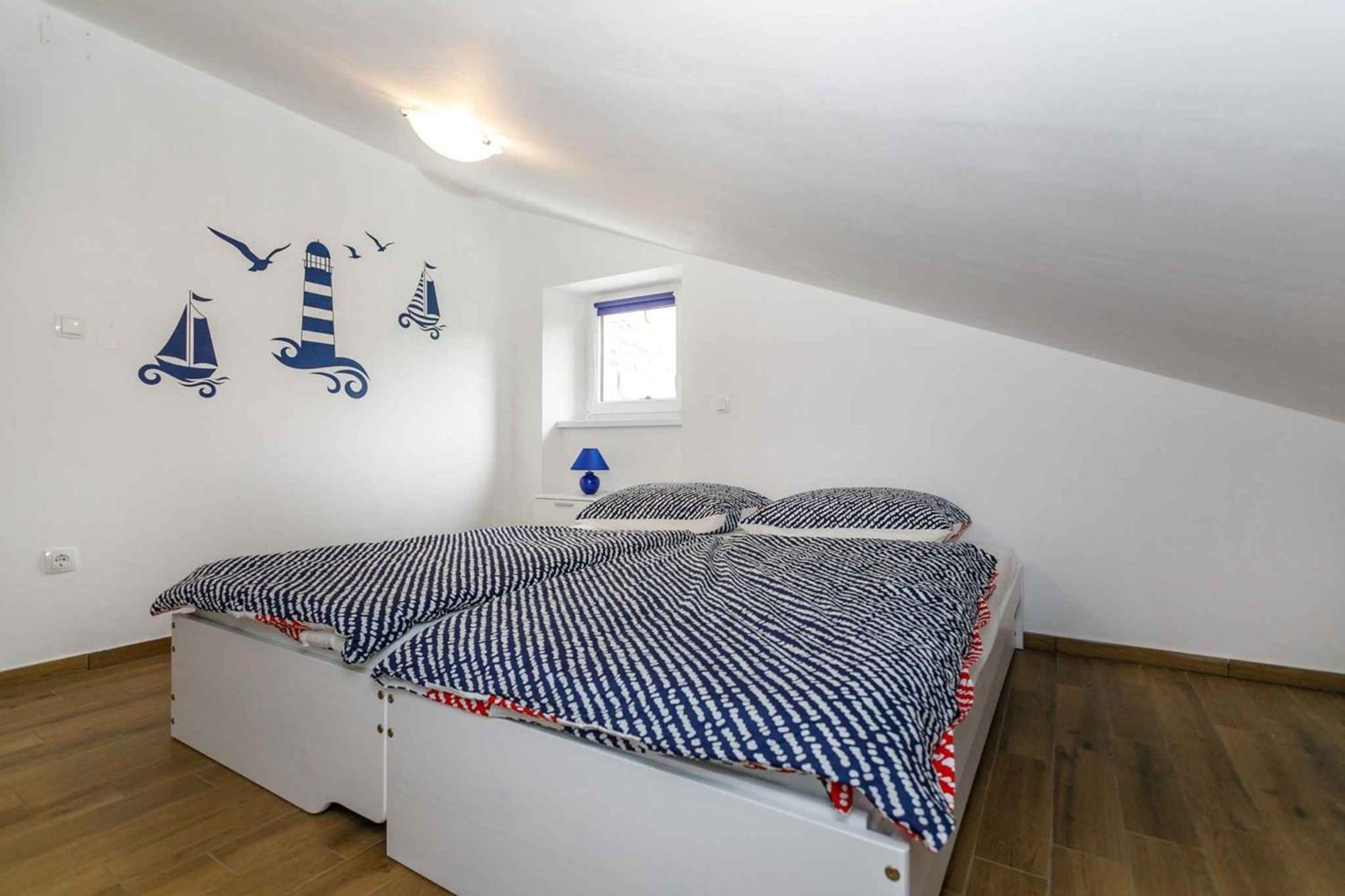 Apartment In Malinska/Insel Krk 38057 Екстериор снимка